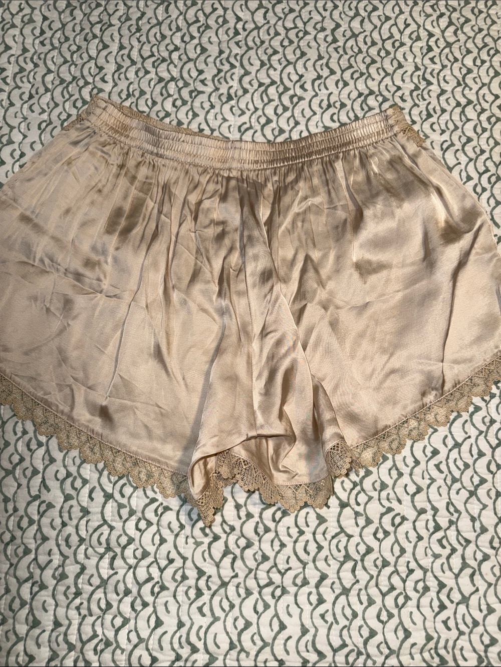 Intimissimi Mid Summer Dream. Viscose Satin Lace-Trim Camisole & Shorts Set - Picture 8 of 8